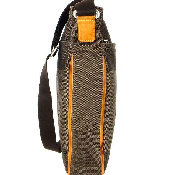 LOUIS VUITTON Compagnon Damier Geant Sable Messenger Shoulder Bag - Picture 4 of 13